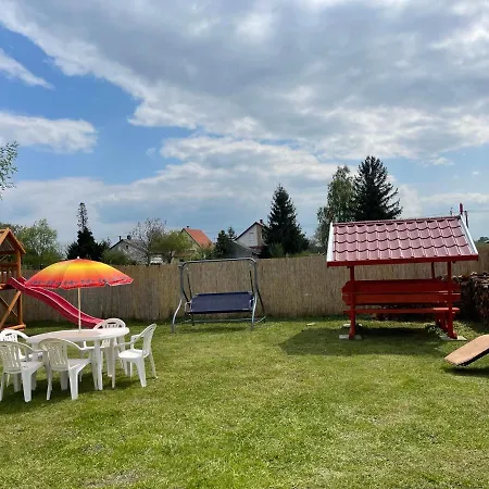 Valentina Apartman Balatonmariafurdo Exterior photo