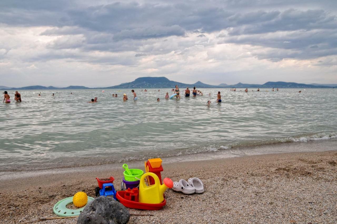 Valentina דירה Balatonmáriafürdő